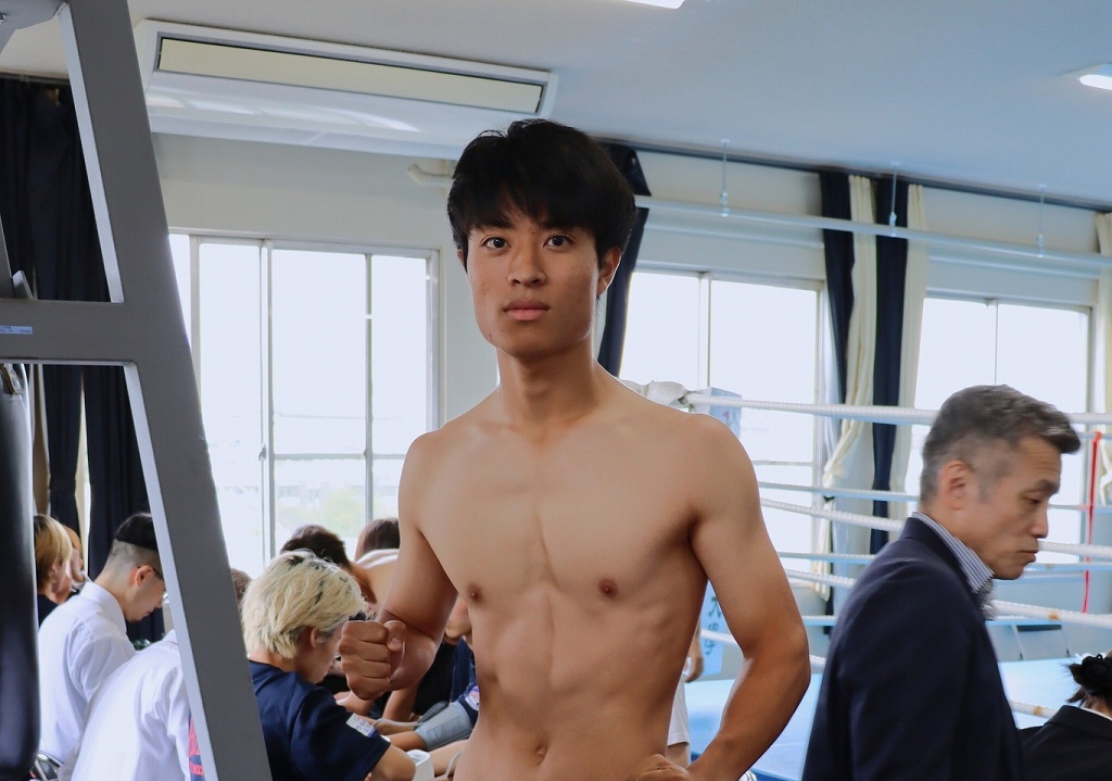 日本大学キックボクシング部　第60代　加藤　誠