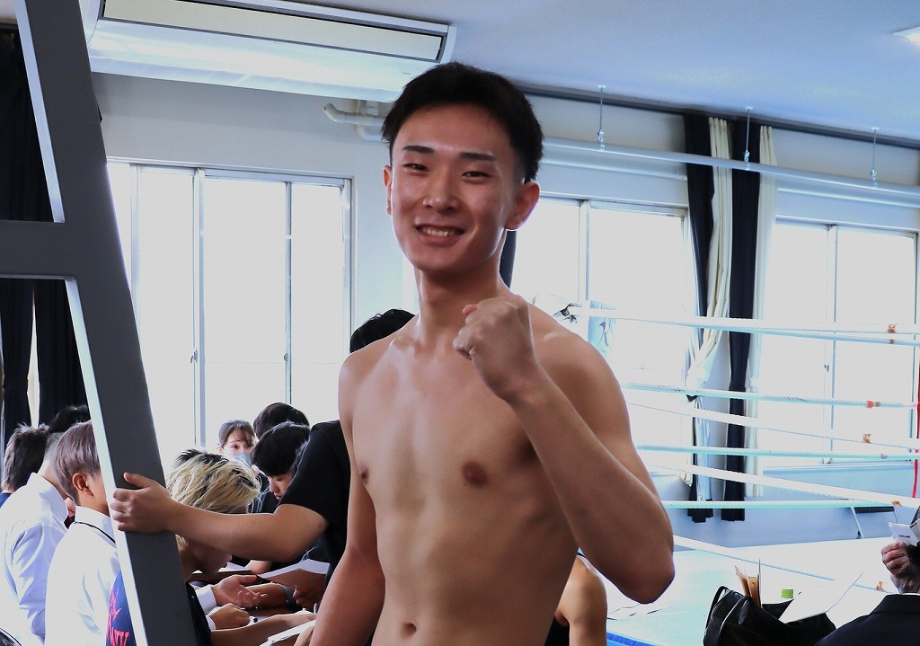 日本大学キックボクシング部　第59代 小川一颯